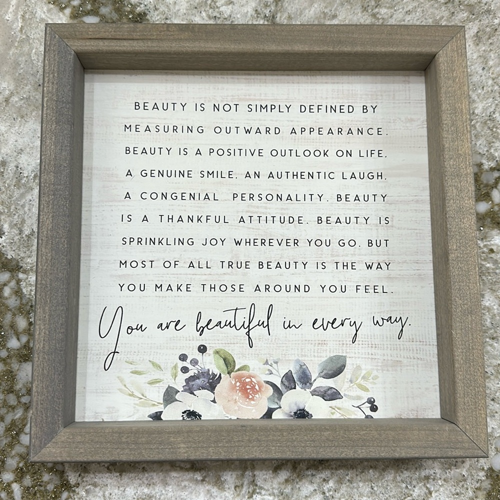 Sincere Surroundings Home Decor